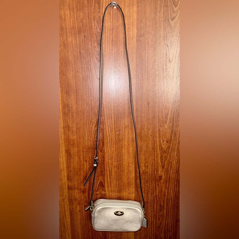 EUC Coach Silver Small Shoulder Bag